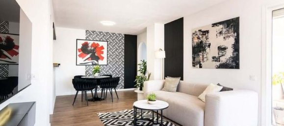 3 bedrooms Penthouse in El Paraiso, Spain No. 189617 9