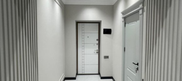 Apartamento de 3 dormitorios en Nasimi, Azerbaijan No. 1400 2