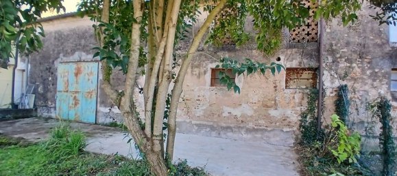 Дом с 5 комнатами в Джавера дель Монтелло, Италия № 288222 4