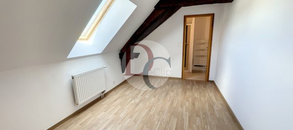 Casa de 3 dormitorios en Senlis, France No. 76839 10