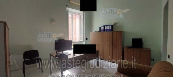 3 rooms Apartment in Pozzuoli, Italy No. 261164 5