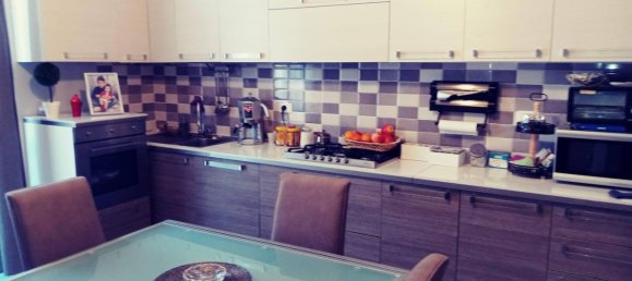 6 rooms Apartment in Alessandria, Italy No. 45309 4