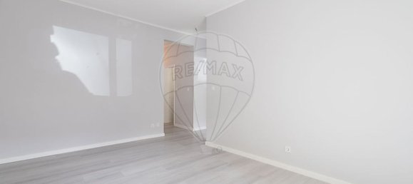 3 bedrooms Apartment in Loures, Portugal No. 94999 5