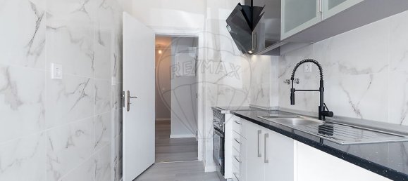 3 bedrooms Apartment in Loures, Portugal No. 94999 13