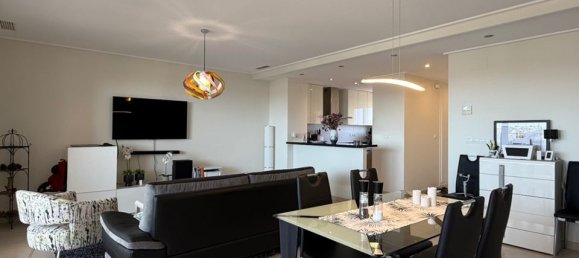 3 bedrooms Penthouse in Alicante, Spain No. 176282 8