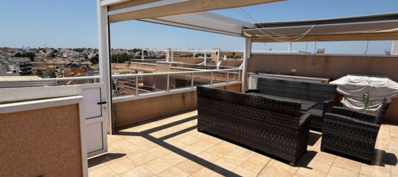3 bedrooms Penthouse in Alicante, Spain No. 176282 2