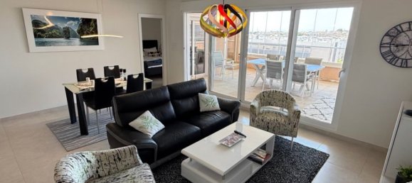 3 bedrooms Penthouse in Alicante, Spain No. 176282 5