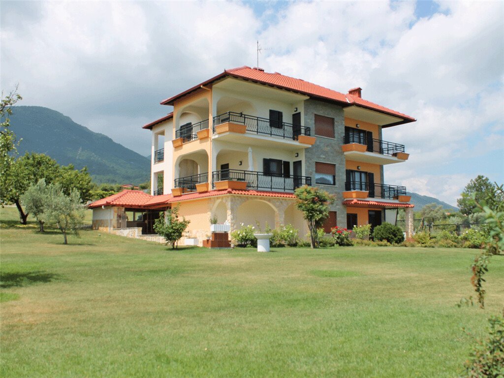 5 chambres Propriété commerciale à Litochoro, Greece No. 5550