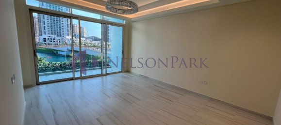 3 bedrooms Apartment in Doha, Qatar No. 494 11