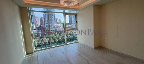3 bedrooms Apartment in Doha, Qatar No. 494 10