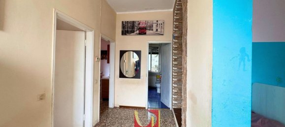 3 rooms Apartment in Solbiate Arno, Italy No. 315061 2