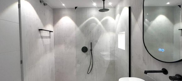 Apartamento de 3 dormitorios en Marbella, Spain No. 145876 10