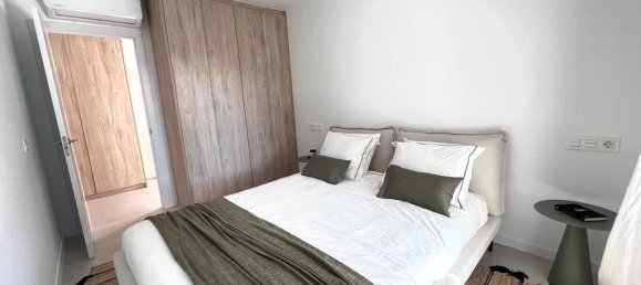 Apartamento de 3 dormitorios en Marbella, Spain No. 145876 7