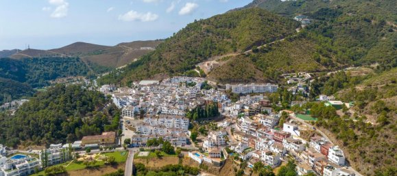 Apartamento de 3 dormitorios en Marbella, Spain No. 145876 15