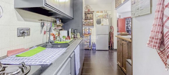 3غرفة شقة في Bracciano, Italy رقم 6031 9