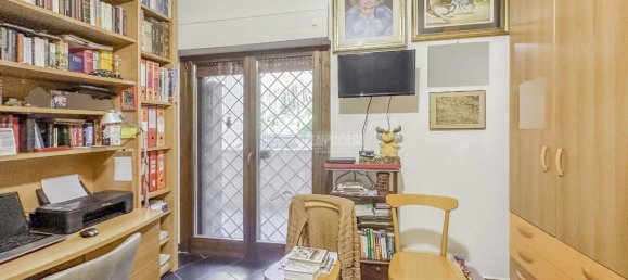 3غرفة شقة في Bracciano, Italy رقم 6031 27