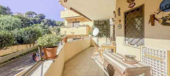 3غرفة شقة في Bracciano, Italy رقم 6031 32