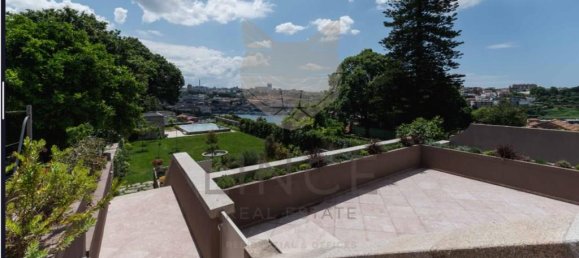 2 bedrooms Duplex in Porto, Portugal No. 154433 9