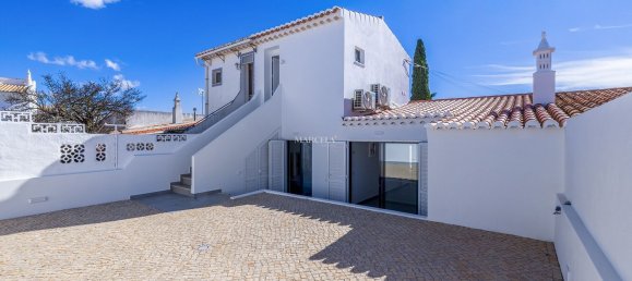 Casa de 3 dormitorios en Luz, Portugal No. 115550 20