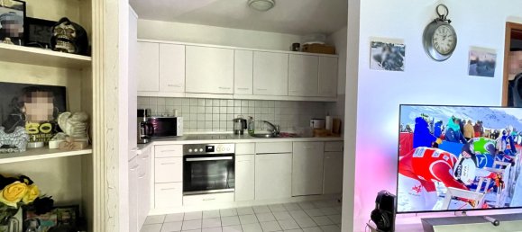 2-salle Appartement à Esslingen, Germany No. 19565 3