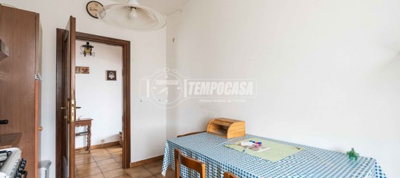  بناية في Alzate Brianza, Italy 177متر مربع رقم 10011 22