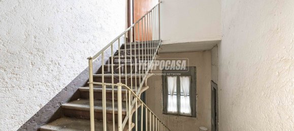  بناية في Alzate Brianza, Italy 177متر مربع رقم 10011 18