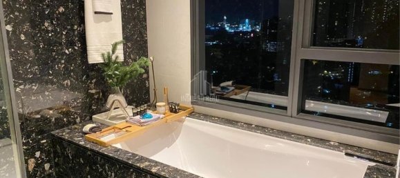 2 bedrooms Condo in Khlong Toei, Thailand No. 8845 9