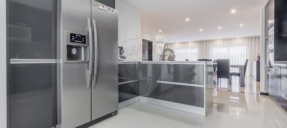 3 bedrooms House in Bico, Portugal No. 37734 10