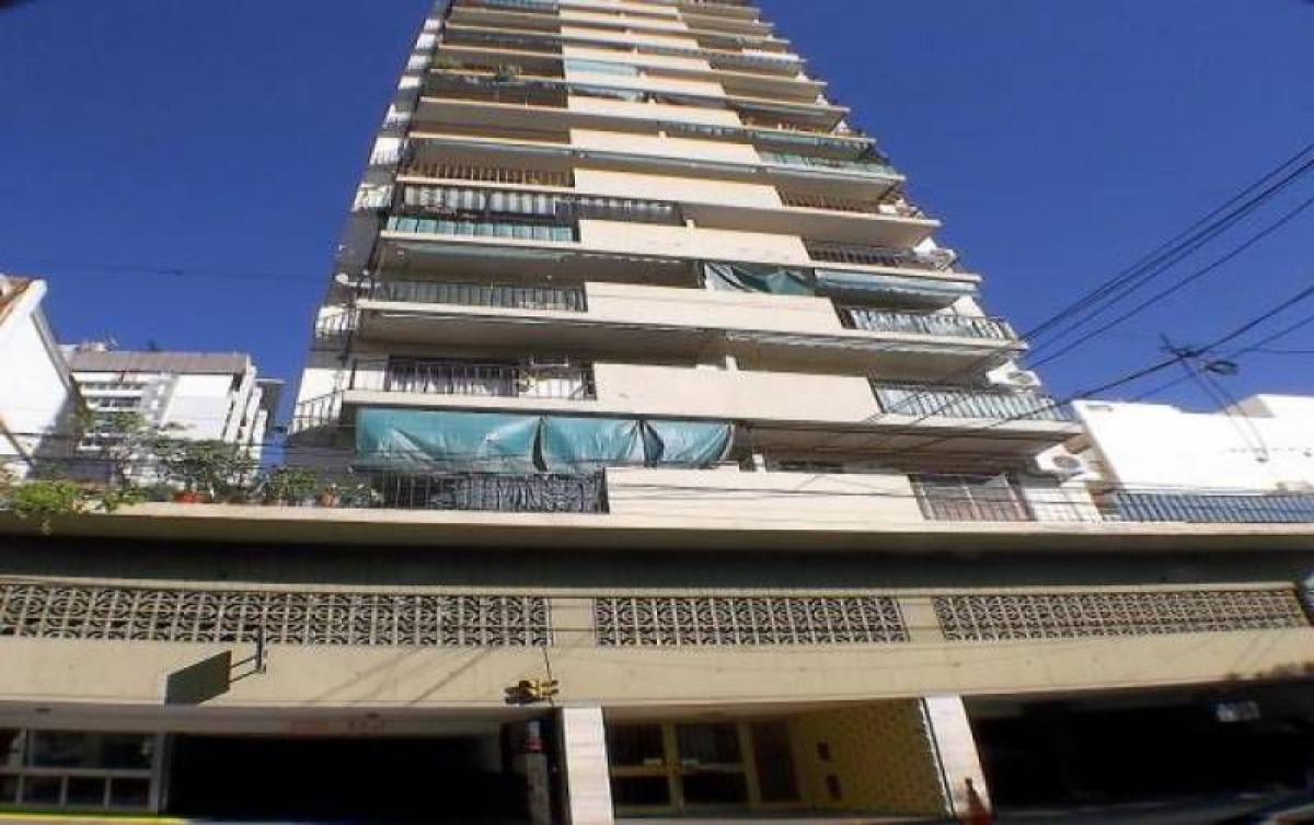 Apartamento de 2 dormitorios en Buenos Aires, Argentina No. 99230