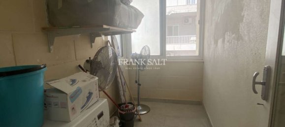 2 bedrooms Penthouse in Sliema, Malta No. 10196 9