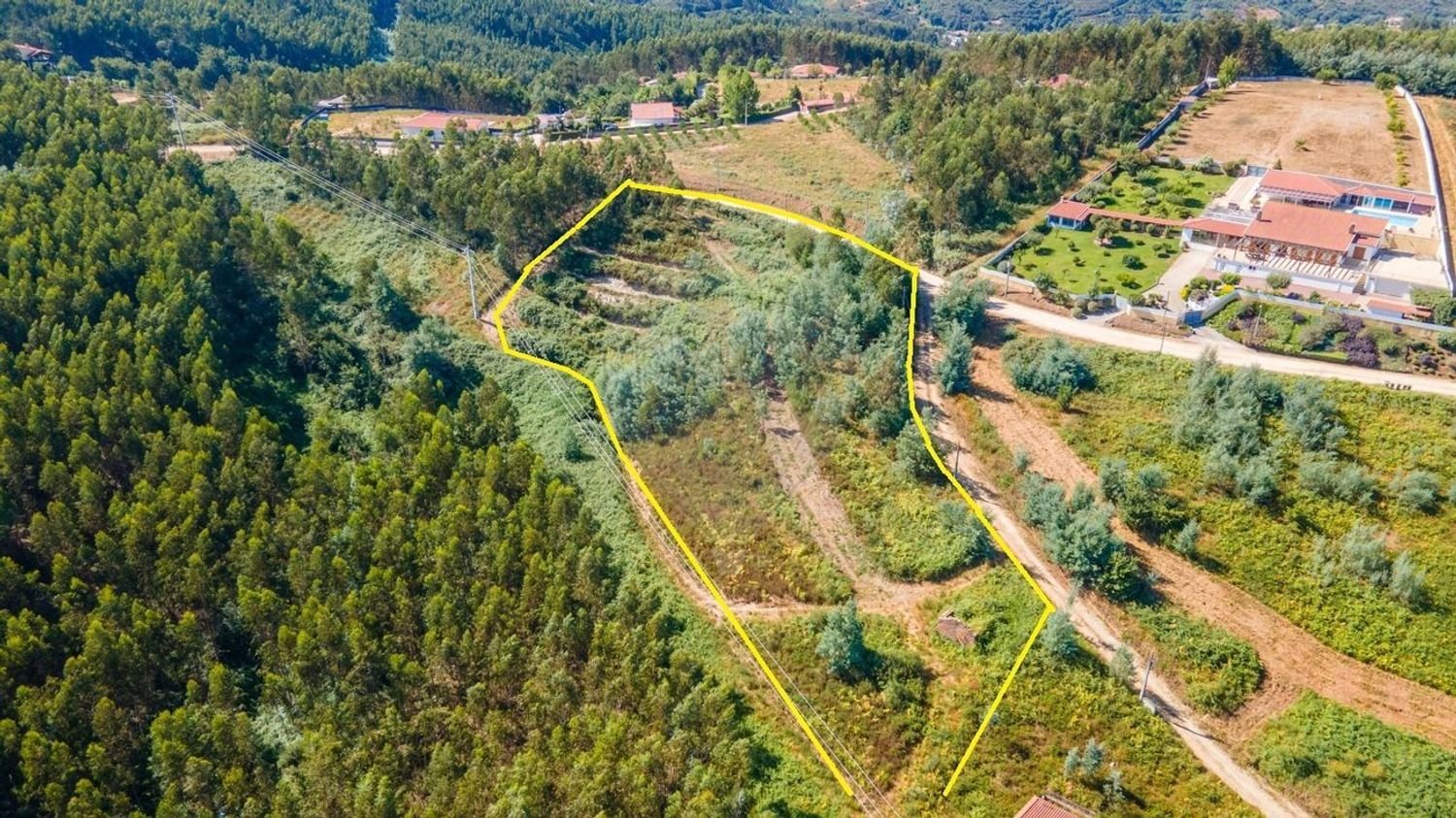  Land in Arganil, Portugal No. 220739