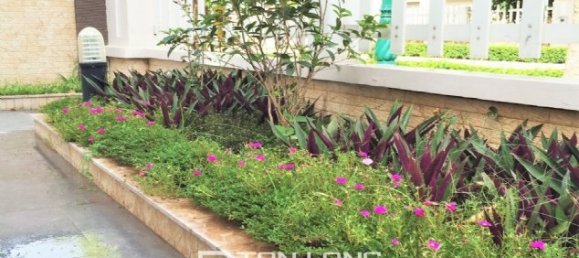 4 bedrooms Villa in Long Bien, Vietnam No. 3374 10