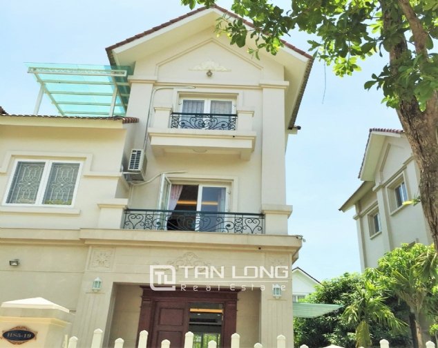 4 bedrooms Villa in Long Bien, Vietnam No. 3374