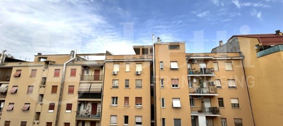 2 rooms Apartment in Rome, Italy No. 280404 14