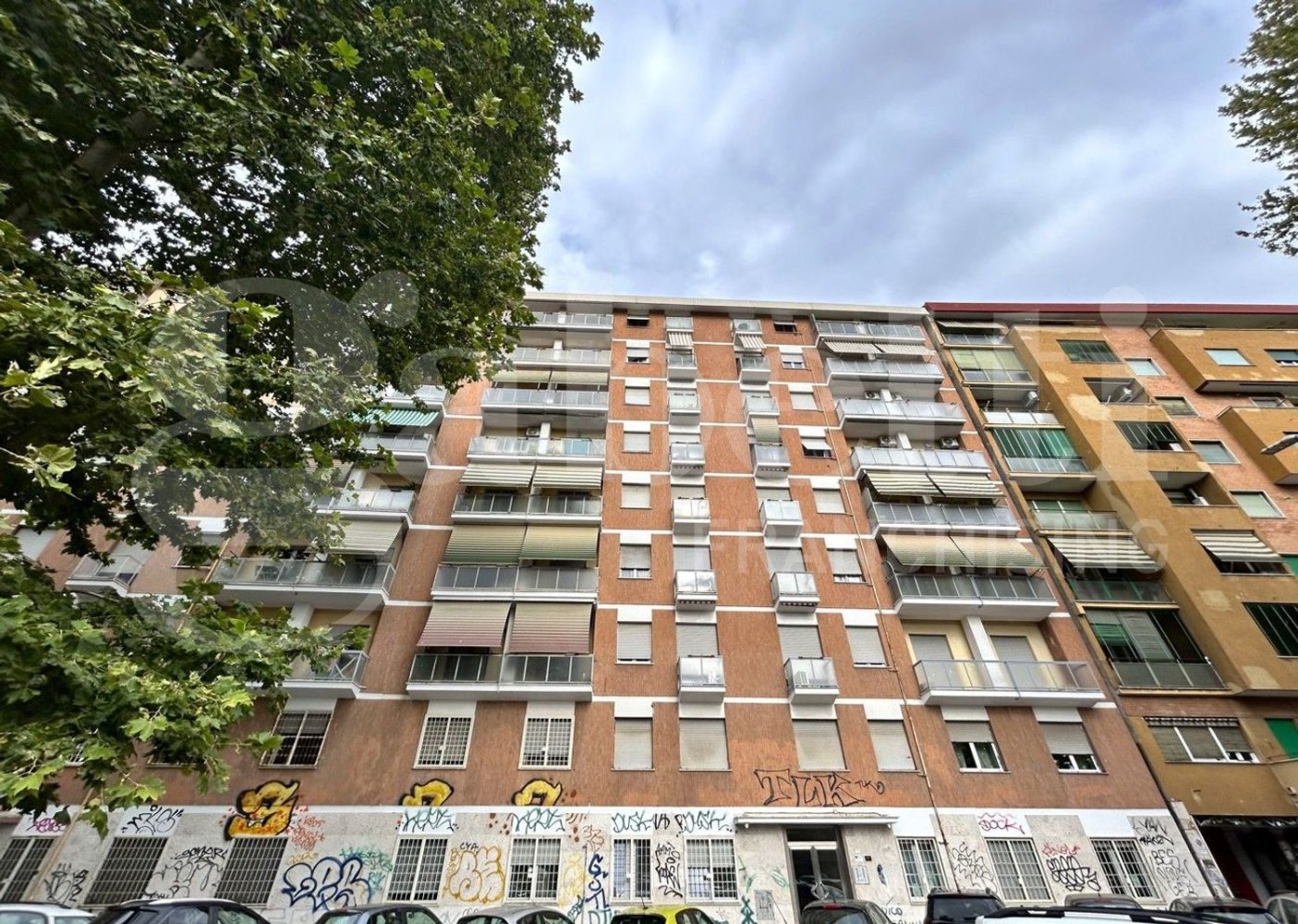 2 rooms Apartment in Rome, Italy No. 280404