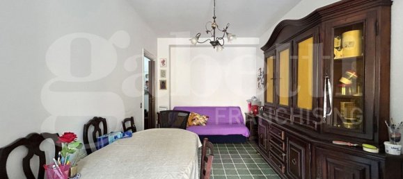 2 rooms Apartment in Rome, Italy No. 280404 9