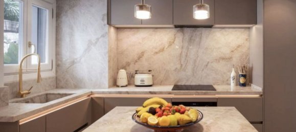 3 bedrooms House in La Quinta, Spain No. 181025 6