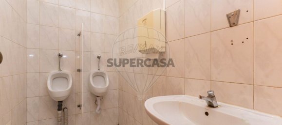 91m² Commercial property in Vila Nova de Gaia, Portugal No. 254696 18