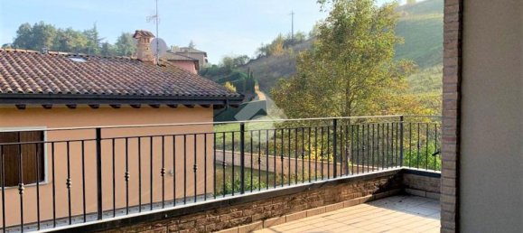 3 rooms Apartment in Pavullo nel Frignano, Italy No. 133403 30