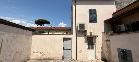 2-Zimmer Haus in Camaiore, Italy, Nr. 298266 5