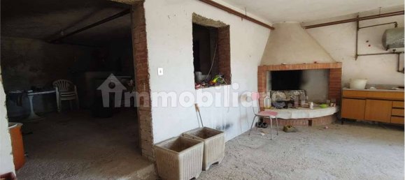 3 Schlafzimmer Haus in Gualdo Cattaneo, Italy, Nr. 265402 13