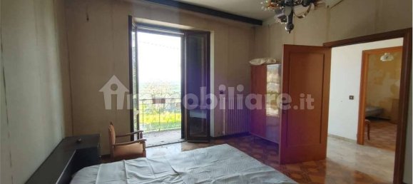 3 Schlafzimmer Haus in Gualdo Cattaneo, Italy, Nr. 265402 34