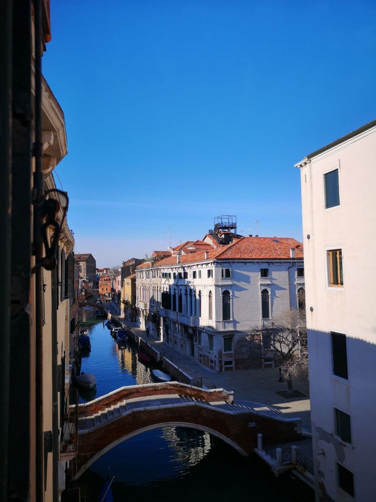 6 rooms Apartment in Venice, Italy No. 257170