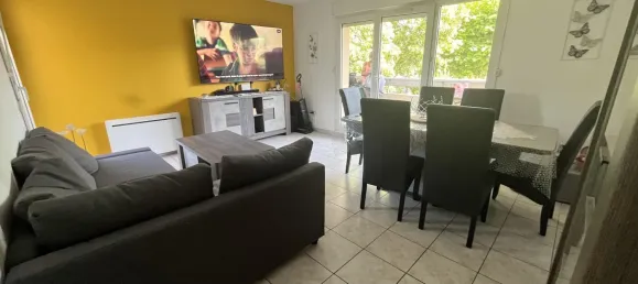 2 bedrooms Apartment in Villabe, France No. 349315 3