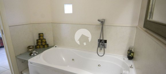 7غرفة شقة في Reggio Emilia, Italy رقم 283375 37