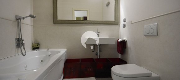 7غرفة شقة في Reggio Emilia, Italy رقم 283375 35