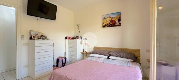 2 bedrooms Apartment in Castel d'Azzano, Italy No. 324393 8