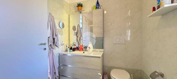 2 bedrooms Apartment in Castel d'Azzano, Italy No. 324393 11