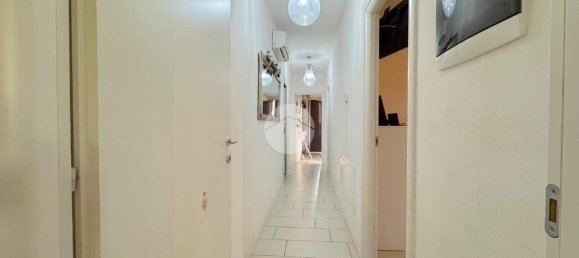 2 bedrooms Apartment in Castel d'Azzano, Italy No. 324393 6