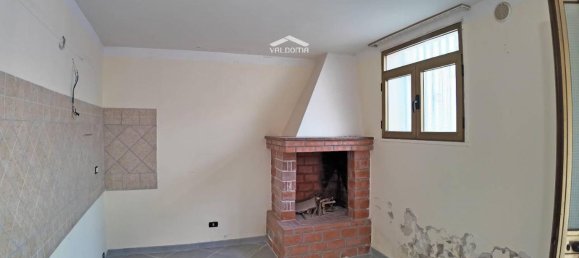 Casa de 8 habitaciónes en Trepuzzi, Italy No. 34482 13